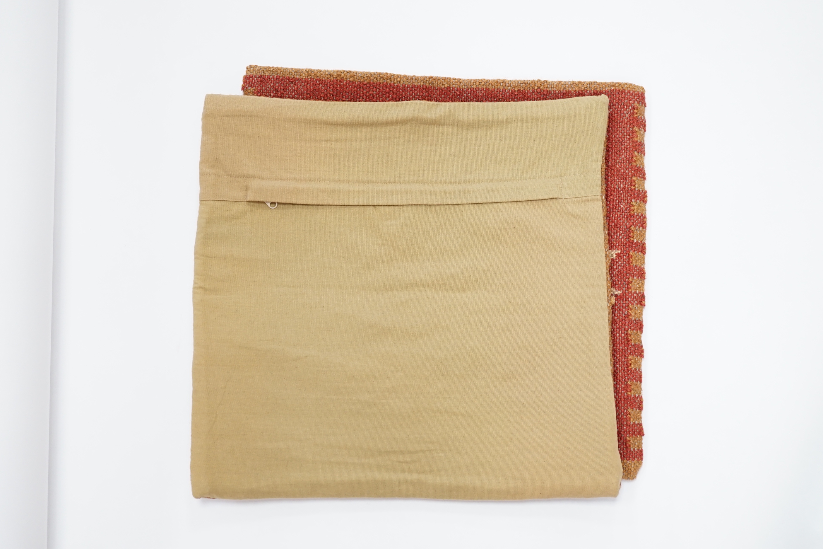 A pair of woven Kelim cushion covers with geometric design, 46cm x 46cm